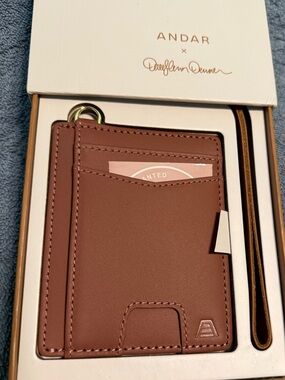 Andar Darylann Denner Wallet
